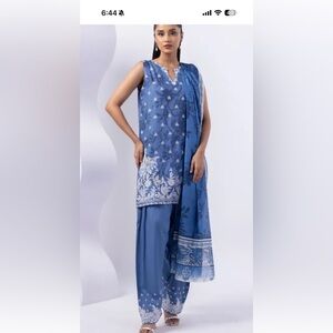 New w tags Elegant Pakistani farshi shalwar kameez  Blue Floral Dress designer